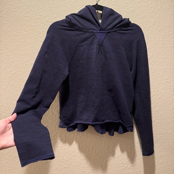 Lululemon Pull Me Over Hoodie size 6 Dark Purple - Picture 2 of 8
